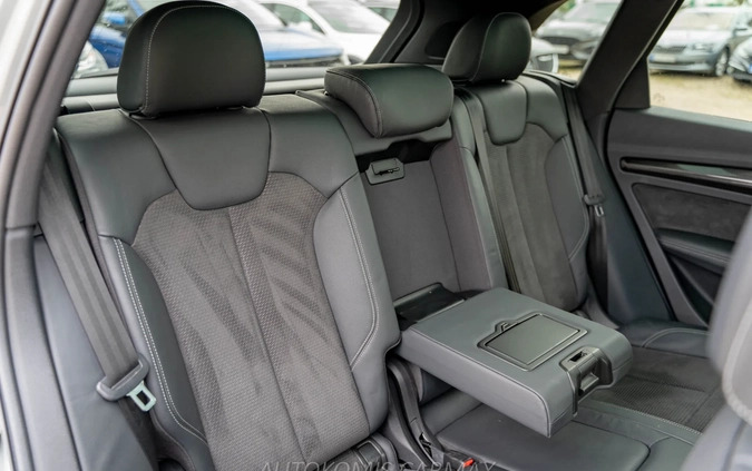 Audi SQ5 cena 189000 przebieg: 48900, rok produkcji 2019 z Białystok małe 596
